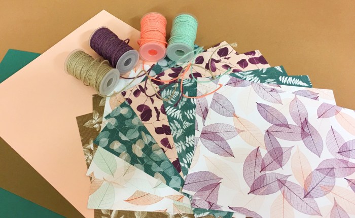 Papier- und Bänderpakete