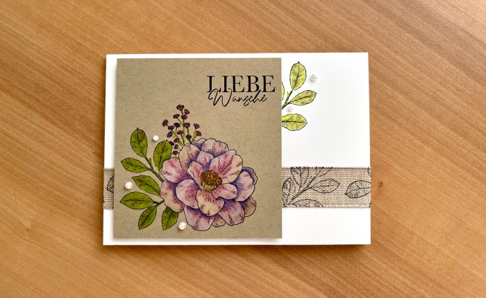 Eine Karte mit&nbsp;Landhausrosen